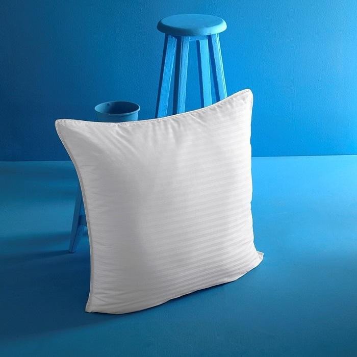 Подушка KARNA VIA 70х70