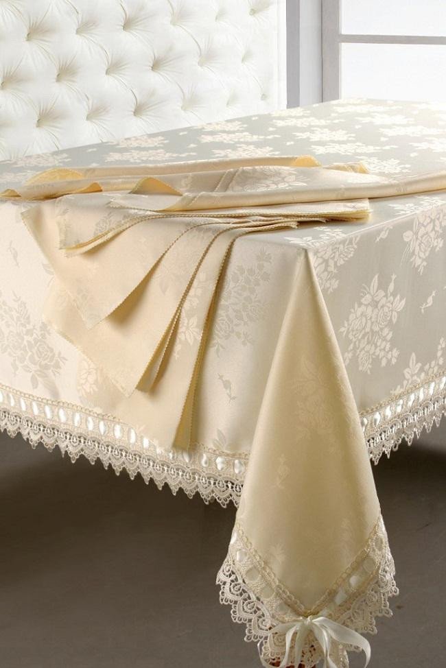 Скатерть жаккардовая с салфетками SL 08460 150х180