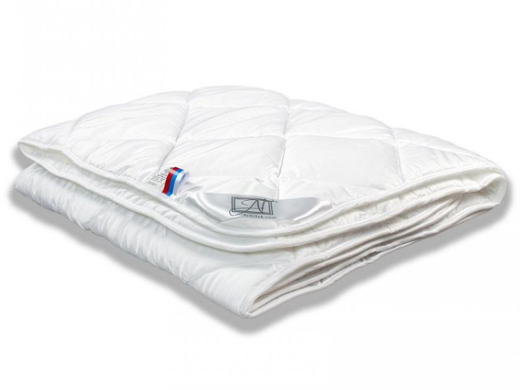 Одеяло стеганое АЛЬВИТЕК ОТЭЛ-О-15 EUCALIYPTUS FOREST 140x205 легкое