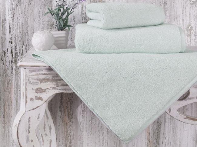 Полотенце из микрокоттона KARNA MORA светло-зеленое 70х140