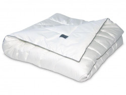 Одеяло стеганое из термофайбера BELPOL BODY POWER 200х200 теплое