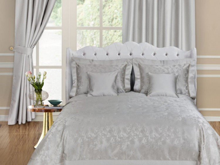 Покрывало с подушками и наволочками из жаккарда ASABELLA 70B-4H 240х260