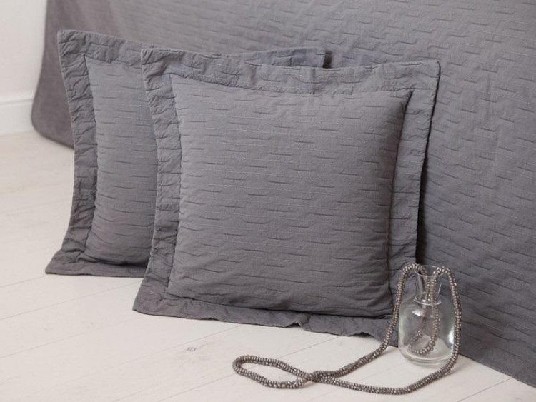 Наволочка декоративная LUXBERRY SILVER RAIN серая 47х47