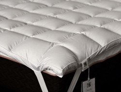 Наматрасник-топпер кассетный из белого гусиного пуха BELPOL ЭКОЛЬ 200х200х5