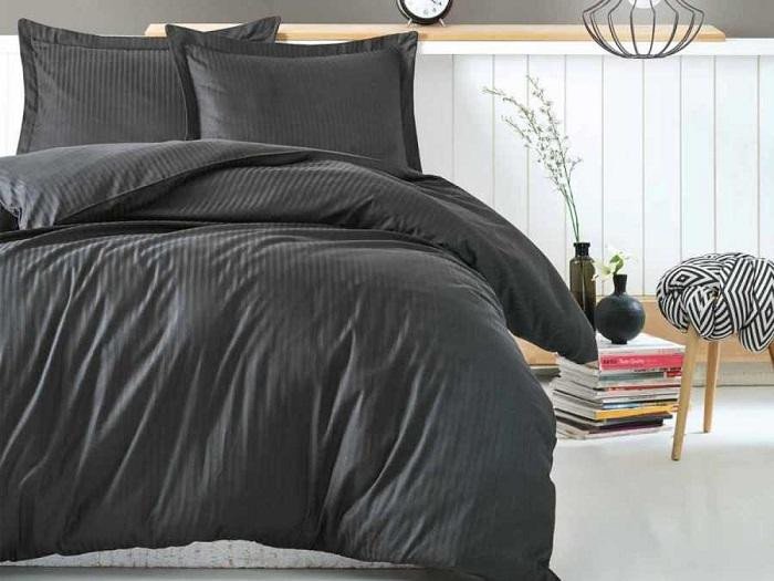 Постельное белье из однотонного страйп-сатина COTTONBOX ELEGANT ТЕМНО-СЕРОЕ евро