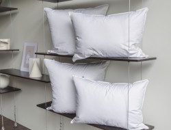 Подушка GERMAN GRASS 3 STARS FAMILIE DOWN 45х45 упругая