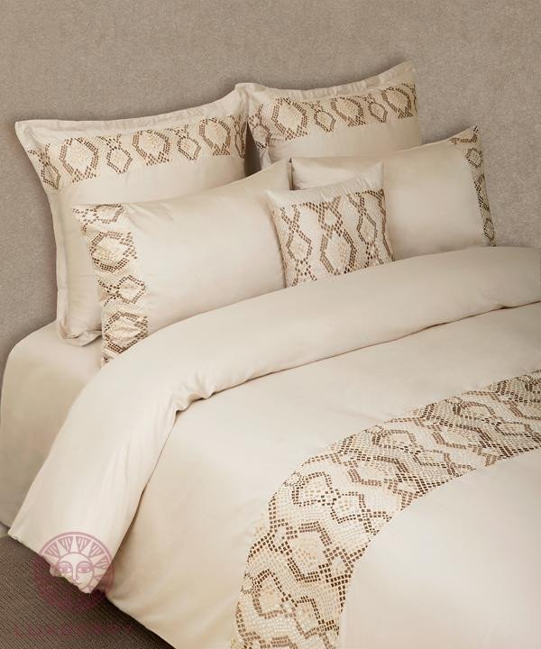 Наволочка LUXBERRY SNAKE бежево-песочная 50х70