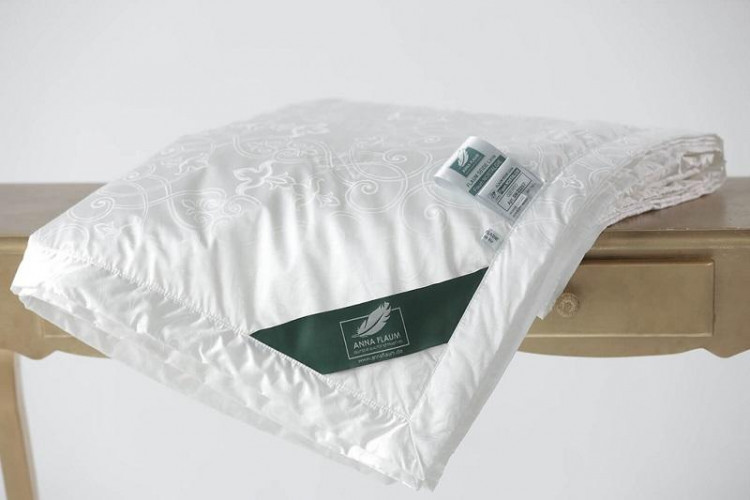 Одеяло из натурального шелка ANNA FLAUM NOSTALGIE KOLLEKTION 150х200 легкое