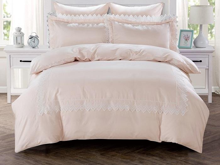 Постельное белье из макосатина с вышивкой KARNA NELI пудра евро
