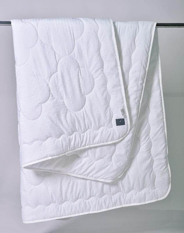 Одеяло стеганое из искусственного лебяжьего пуха BELPOL PRETTY 172х205 всесезонное