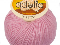 Пряжа ADELIA KATTY №05 бледно-розовая 100% шерсть, 10 шт х 50 гр, 150 м +/- 10 м