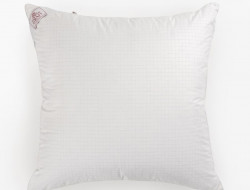 Подушка GERMAN GRASS CARBON THERMO GRASS упругая 70х70