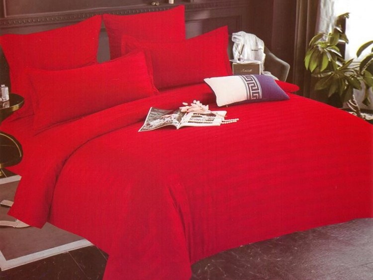 Постельное белье на резинке из страйп-сатина ПАНДОРА темно-красное евро