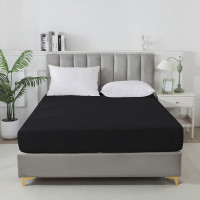 Простыня на резинке сатиновая TANGO Soho черная 160х200х30