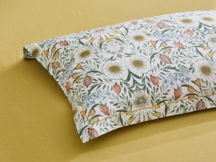 Простыня из сатина с наволочками 50х70 (2шт) ASABELLA 1879-3PS 180х245