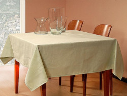 Скатерть из жаккарда TANGO VERONA 9040-01 150х240