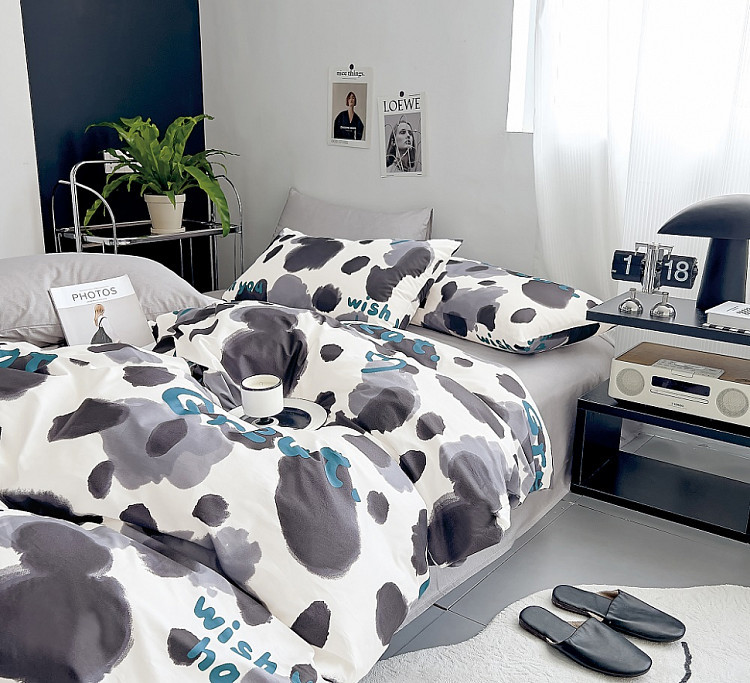 Постельное белье из сатина TANGO пятна 50х70 (2шт), 70х70 (2шт) евро