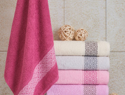 Полотенце махровое DIVA AFRODITA BUNGA 70х140 (1шт) бордовое