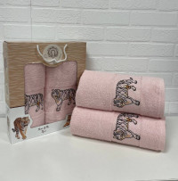 Набор махровых полотенец DIVA AFRODITA ТИГР LUX 50х90 (1шт), 70х140 (1шт) розовый-2