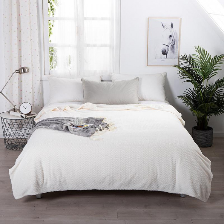 Плед однотонный из микрофибры TANGO SPIGA SP-10 кремовый 200х220