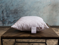 Подушка-думочка стеганная GERMAN GRASS 95C GRASS 50х50 упругая