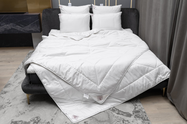 Одеяло стеганое GERMAN GRASS MERINO WOОL GRASS 200x220 легкое