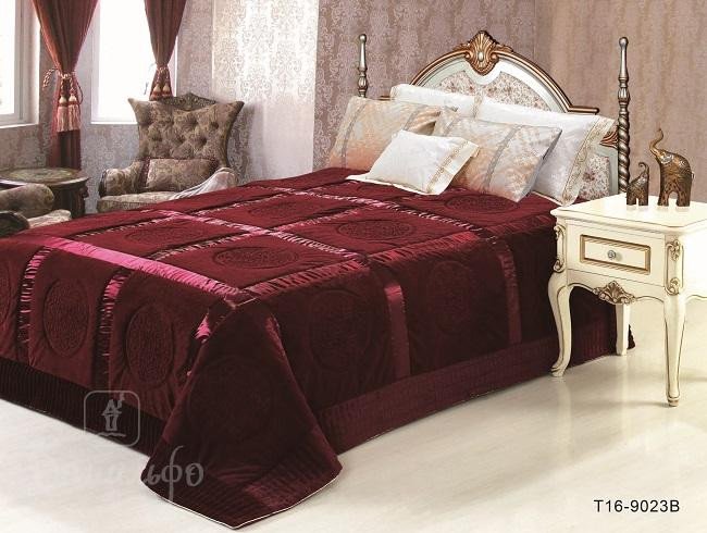 Покрывало из искусственного меха CLORIS с лентой ДЕЛЮКС V1 бордовое 220х240