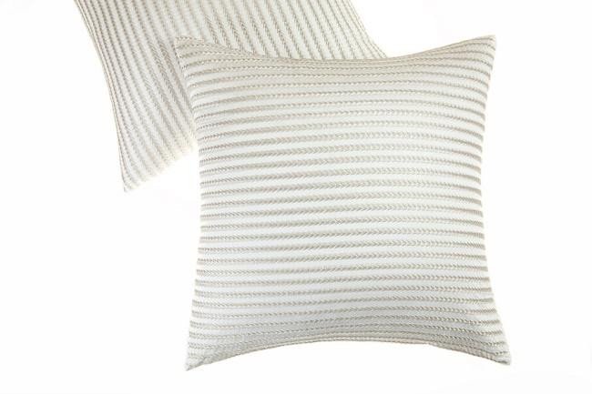 Наволочка декоративная BOVI 04408 FIELD белая 42х42