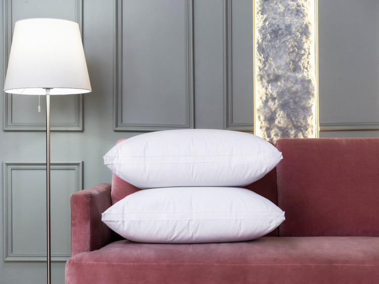 Подушка трехкамерная с бортиком GERMAN GRASS 3D WHITE FAMILIE DOWN упругая 50х68