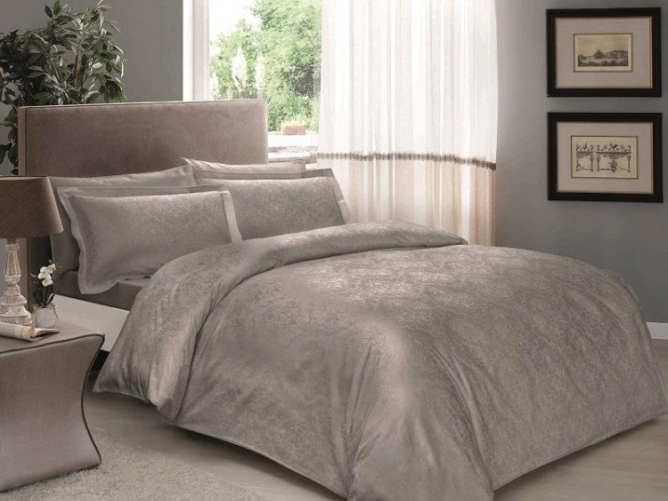 Постельное белье из LUX жаккарда в PVC TAC DARIA серое евро