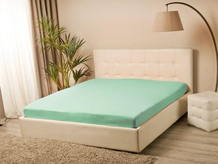 Простыня трикотажная на резинке KUPU-KUPU VIOLETT KPV-180 ментол 180х200х25