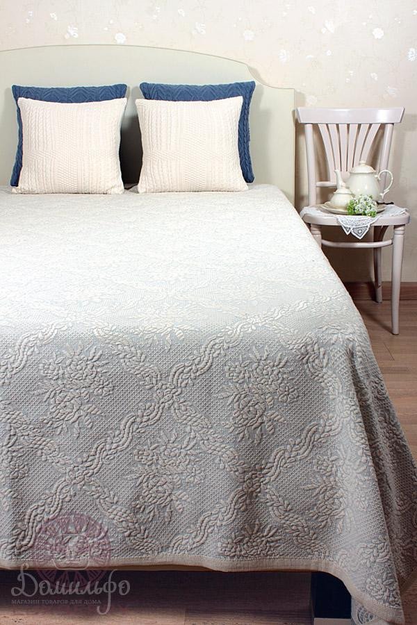 Покрывало LUXBERRY ILIA голубое 240х260