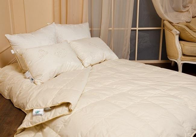 Одеяло кассетное NATURES МЕДОВЫЙ ПОЦЕЛУЙ МП-О-4-2 172х205 всесезонное